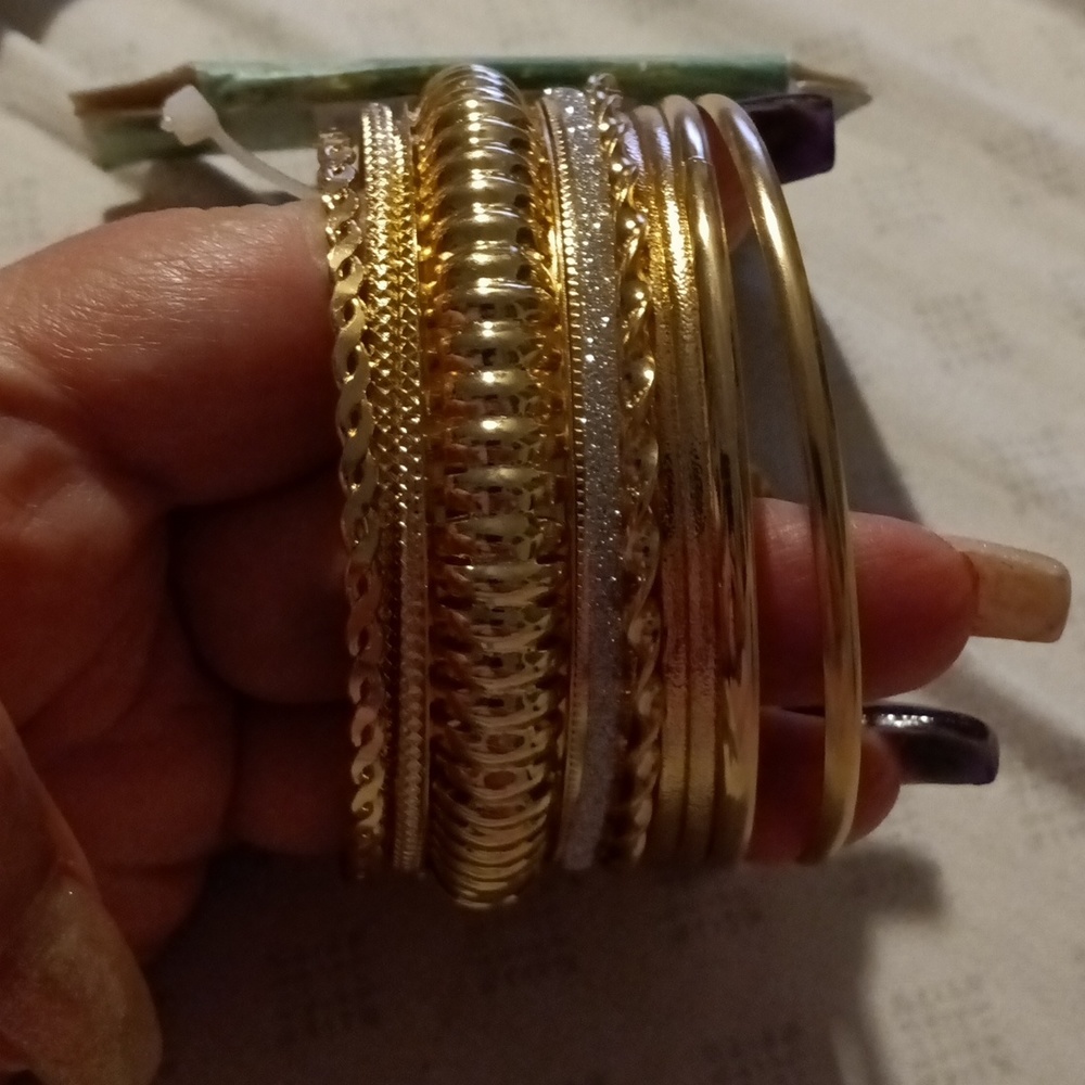 Plus size 10 piece bangle bracelet set